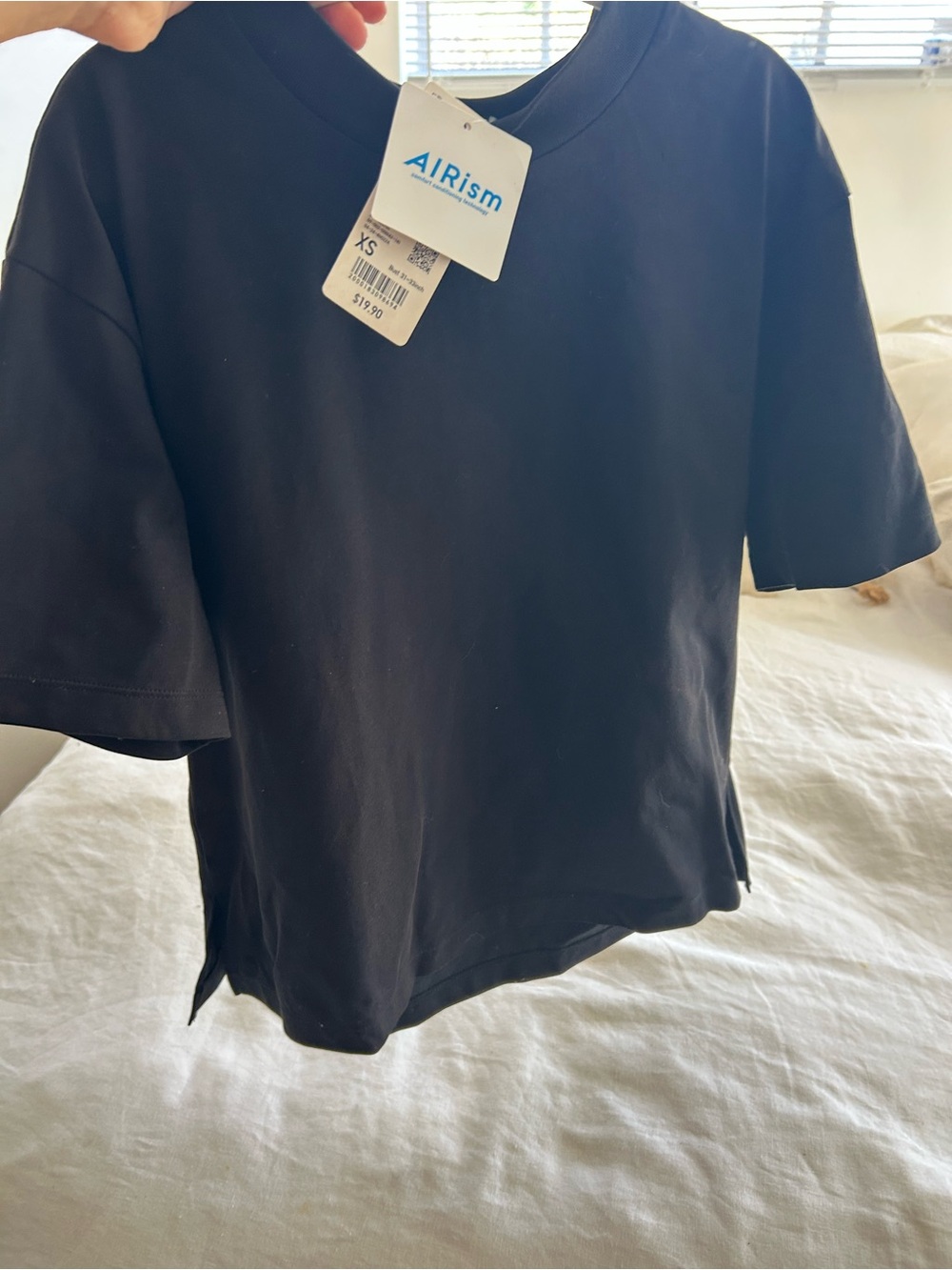 UNIQLO AIRism Black Short Sleeve Tee - XS